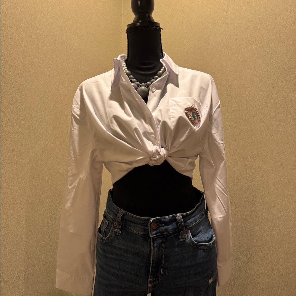 Cropped White Button-Up Shirt with Chest Embellishment